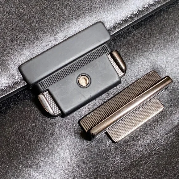 COLE HAAN BRIEFCASE BLACK LEATHER SCHOOL BOY CROSSBODY MESSENGER BAG Attaché